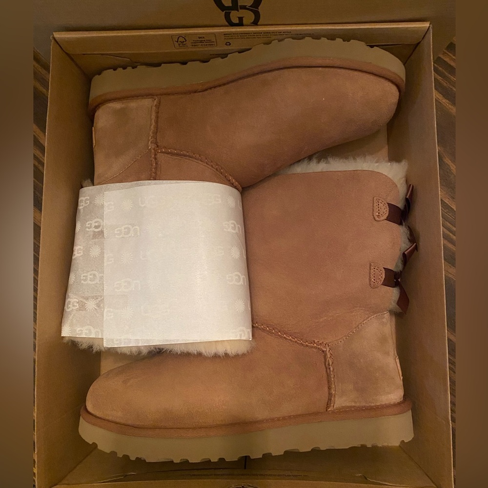 Ugg Bailey Bow II